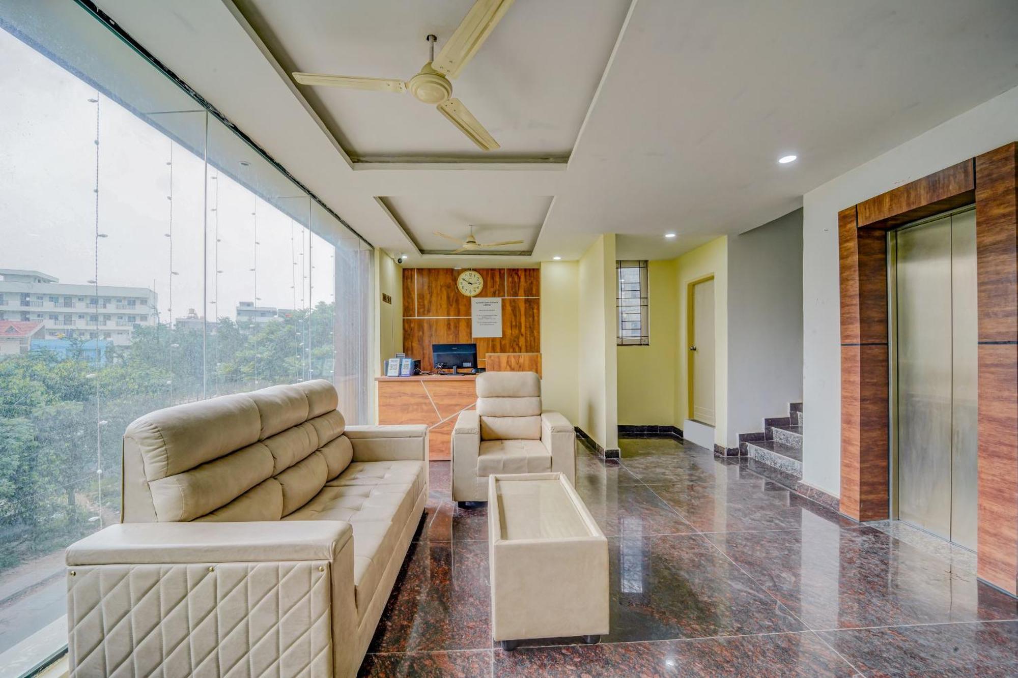 The Emerald Inn Bangalore Dış mekan fotoğraf