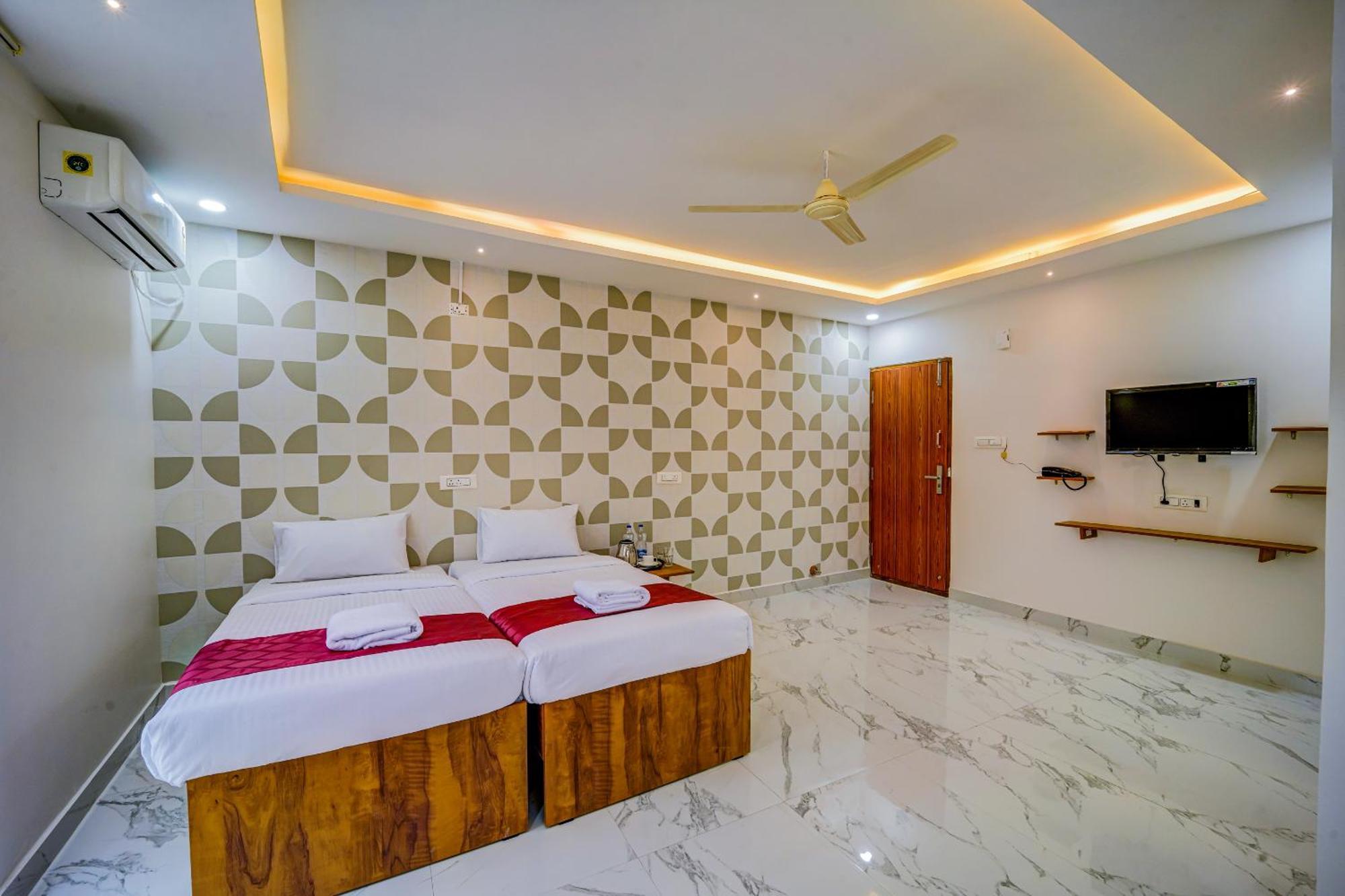 The Emerald Inn Bangalore Dış mekan fotoğraf